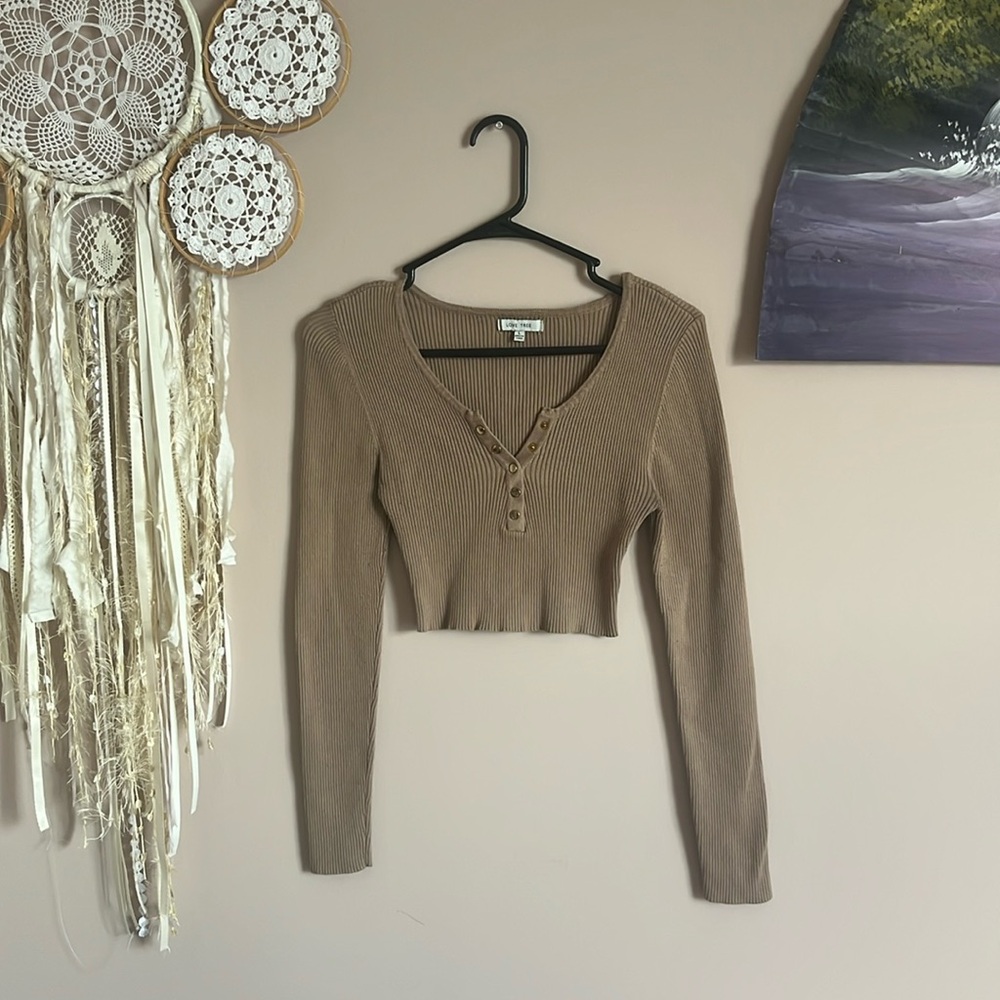 *Size large* Love Tree long sleeve stretchy brown fitted top